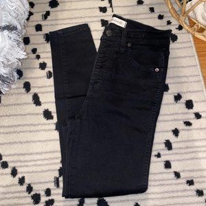 Madewell 10” High-Rise Skinny Skinny Jeans in Black
